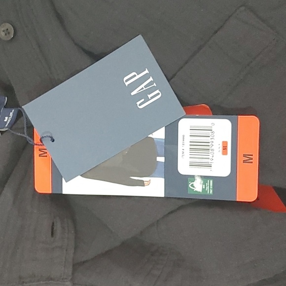 NWT Gap Women's cotton Gauze Button Front Shirt Black M L - Picture 3 of 4